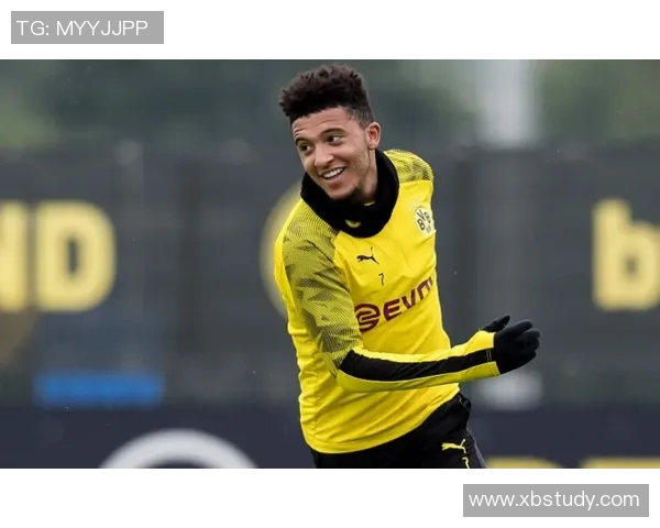 古铁雷斯的传奇人生与音乐旅程：从街头艺人到全球巨星的蜕变之路