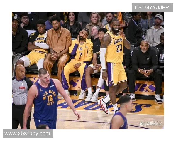 03年NBA季后赛魔术与活塞的激烈对决回顾与分析